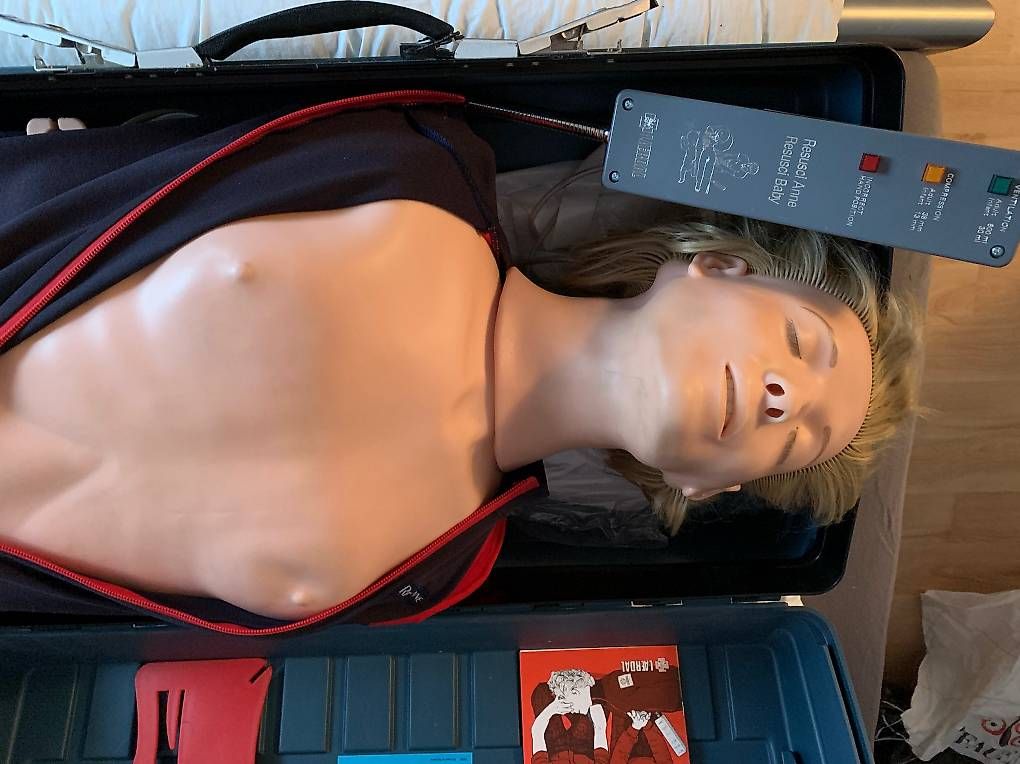 Attrezzature mediche: Reanimations Puppe  – Usato da Riehen venduto da Rodiba 1