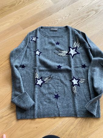 Pullover Princess goes to Hollywood
