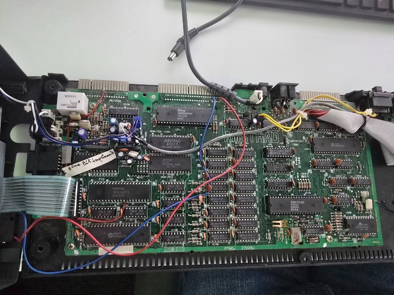 Amstrad PCs: Amstrad CPC 6128 – D'occasion à Lausanne par Vasector 4