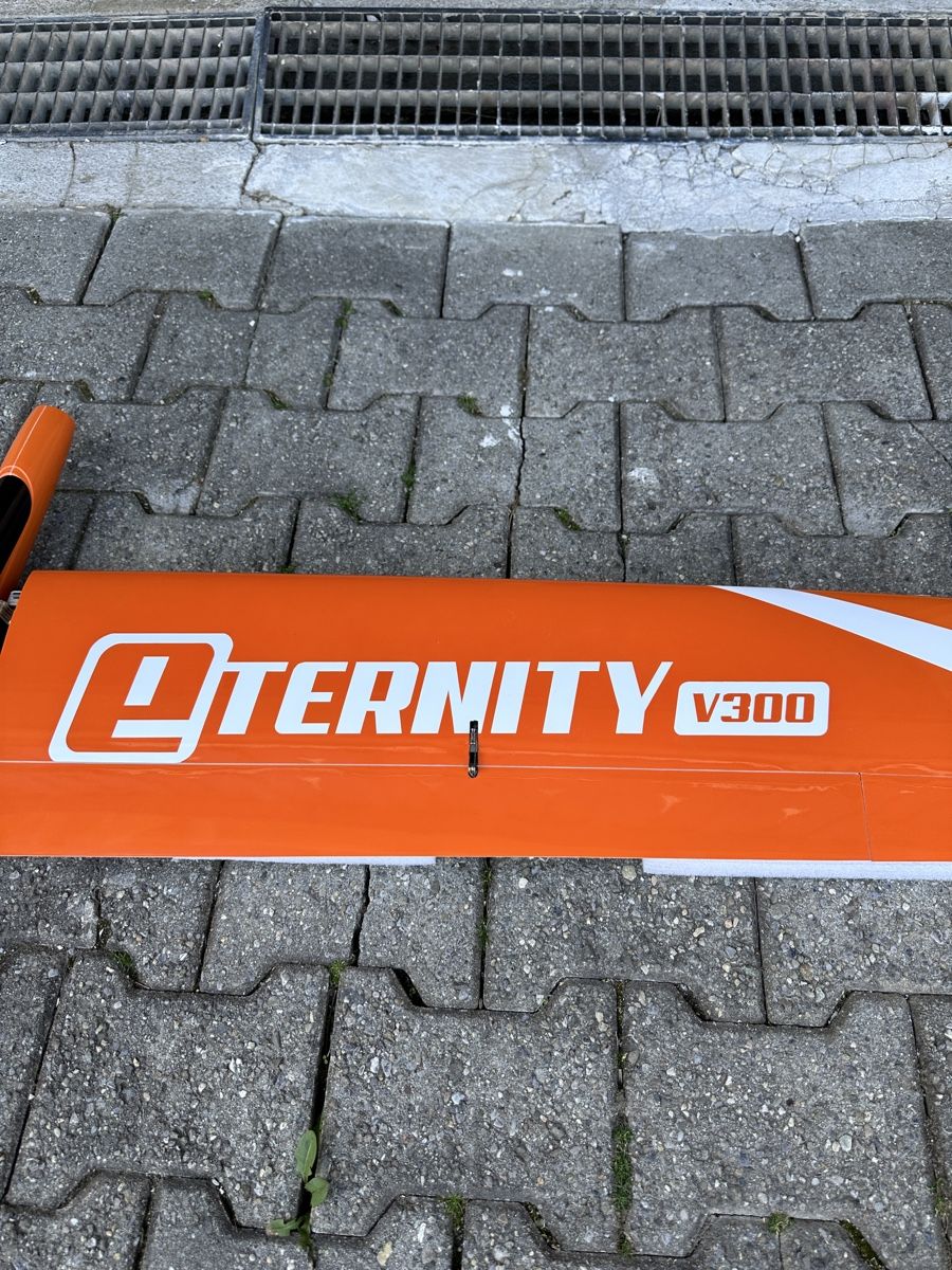 RC Kits de montage: E Ternity V300 – Neuf (Voir description) à Flamatt par Hoschi81