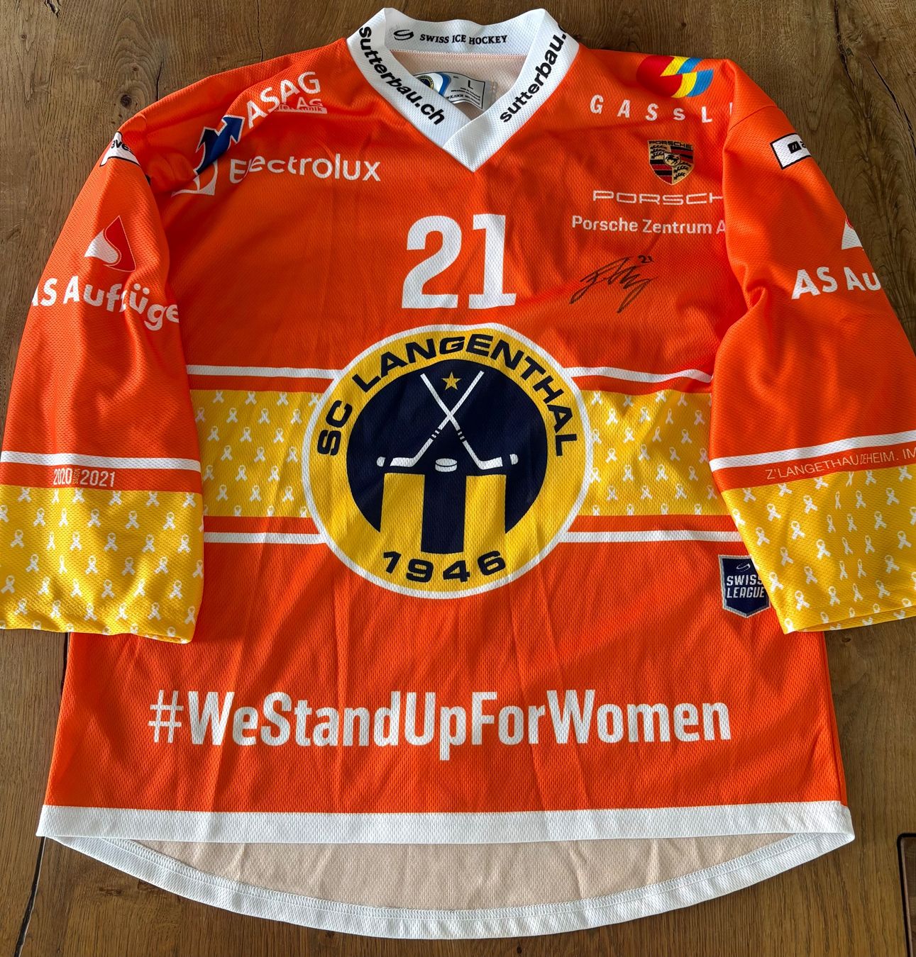Gameworn Leibchen & Hosen: Trikot Game-Worn SC Langenthal / Special Edition / 20/21 – Gebraucht aus Halten von fitzgerald1982