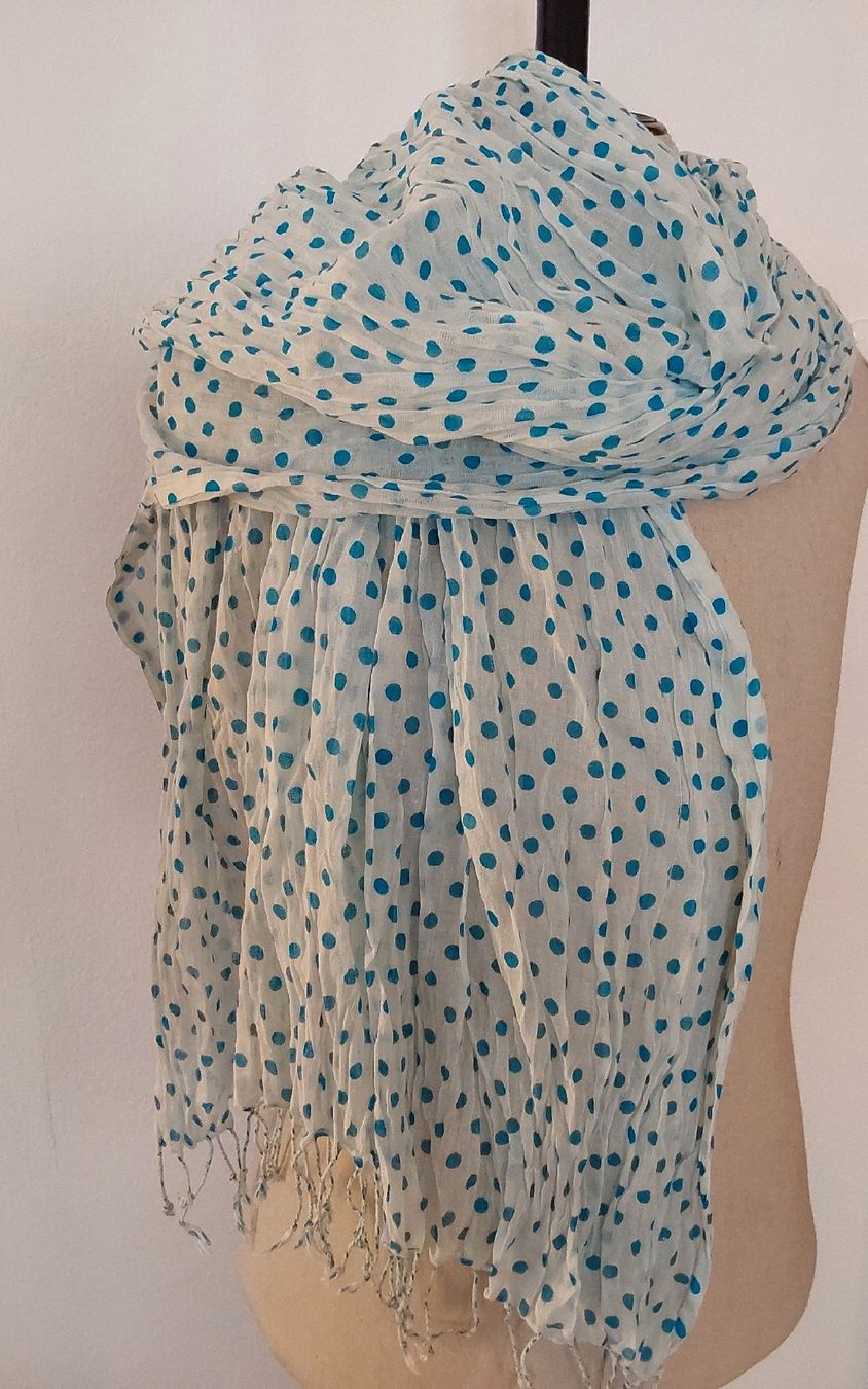 Foulards & écharpes: Schal mit türkis Punkten – D'occasion à Köniz par scopello12