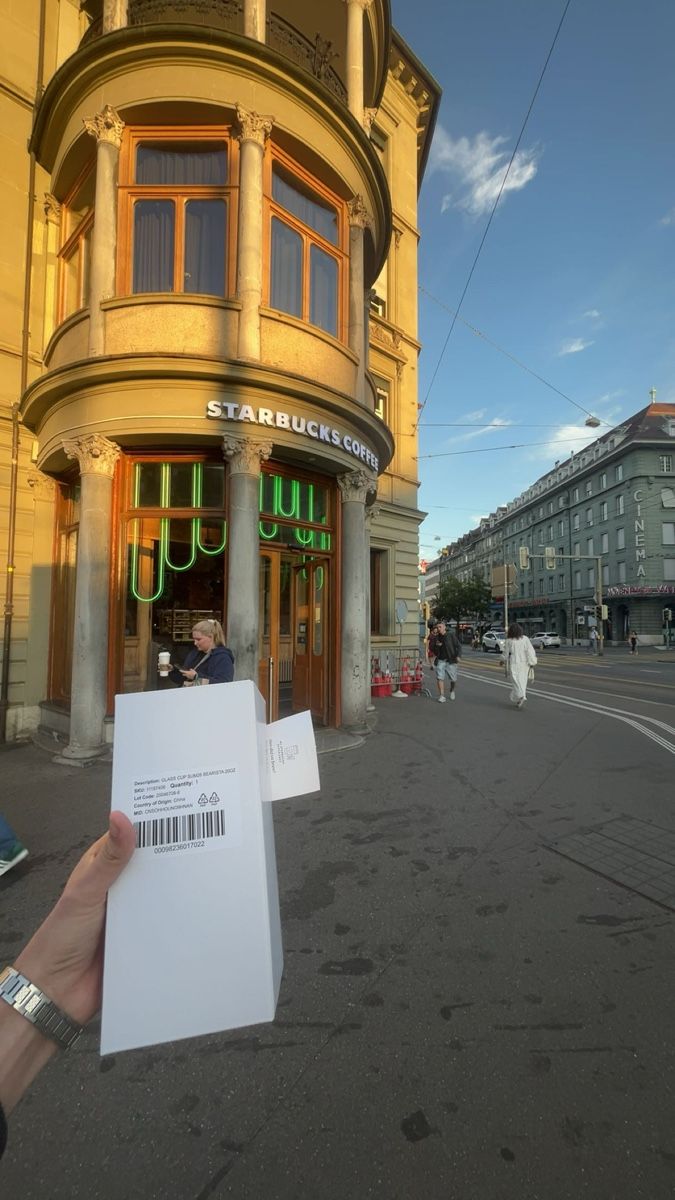 Tasses: NEUER Star bucks bear cup – Neuf avec emballage d'origine à Biberist par umm_k5yd 1