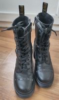 Schwarze Stiefeletten (Dr Martens: Chesney) + Schachtel, 36