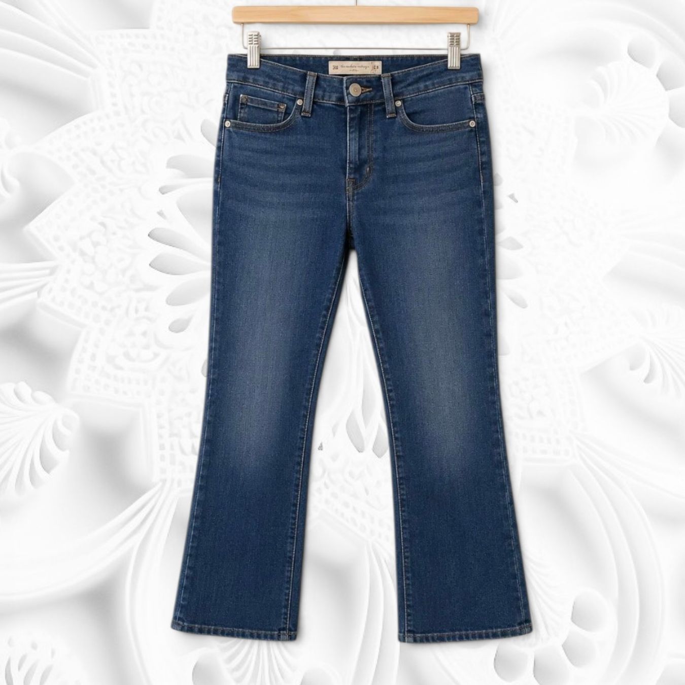 Levi's Jeans: Levi's 315 Shaping Bootcut Jeans Blau W27 – Nuovo (secondo la descrizione) da Le Locle venduto da sAm_2112