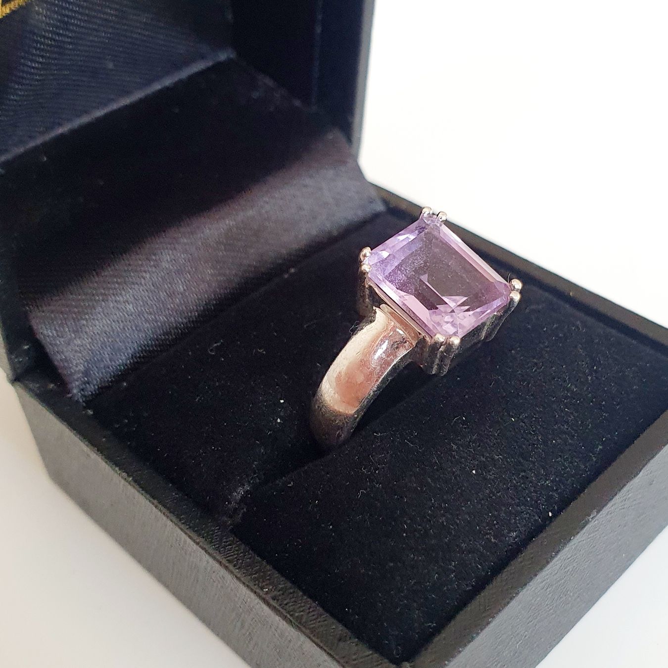Anelli: Silberring 925  mit einem hellvioletten Stein gr. 18 mm – Usato da Kreuzlingen venduto da Wunderkiste123 2