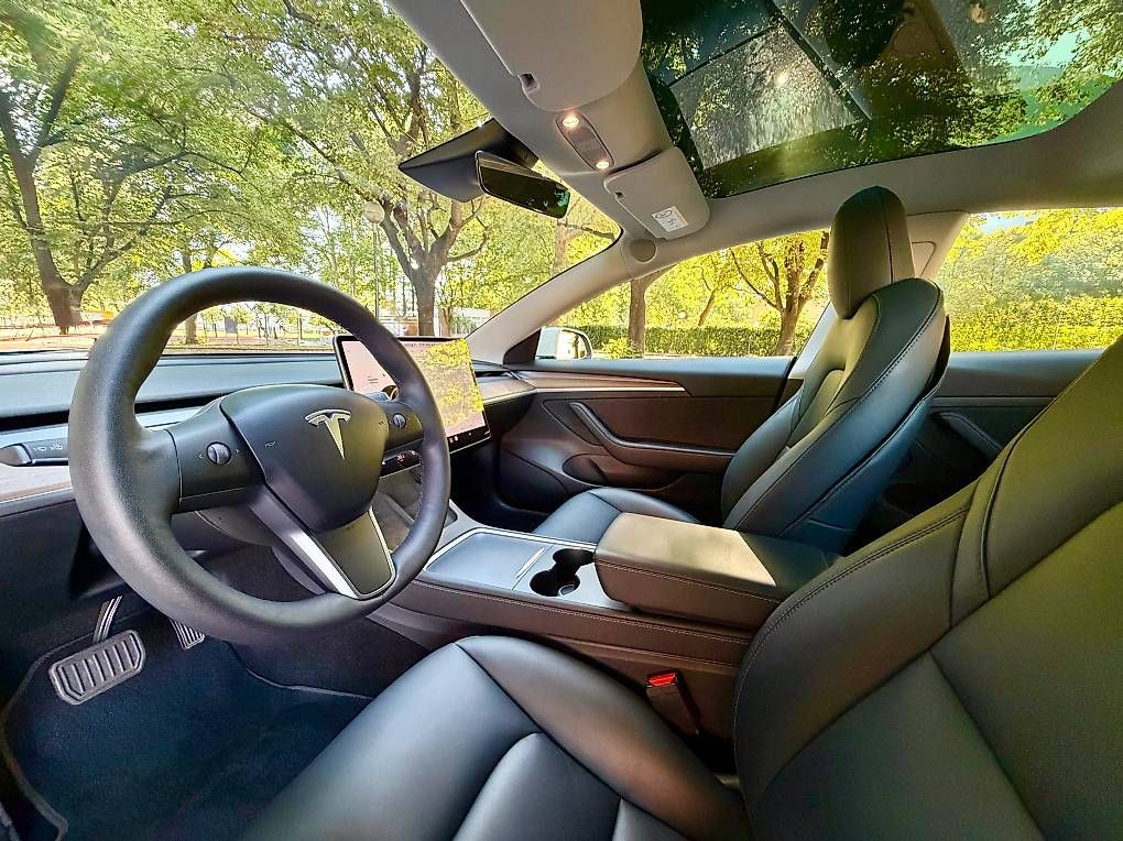 Tesla Autos: TESLA Model 3 long range AWD 490 HP – D'occasion à Bellinzona par Adriatik.d 2