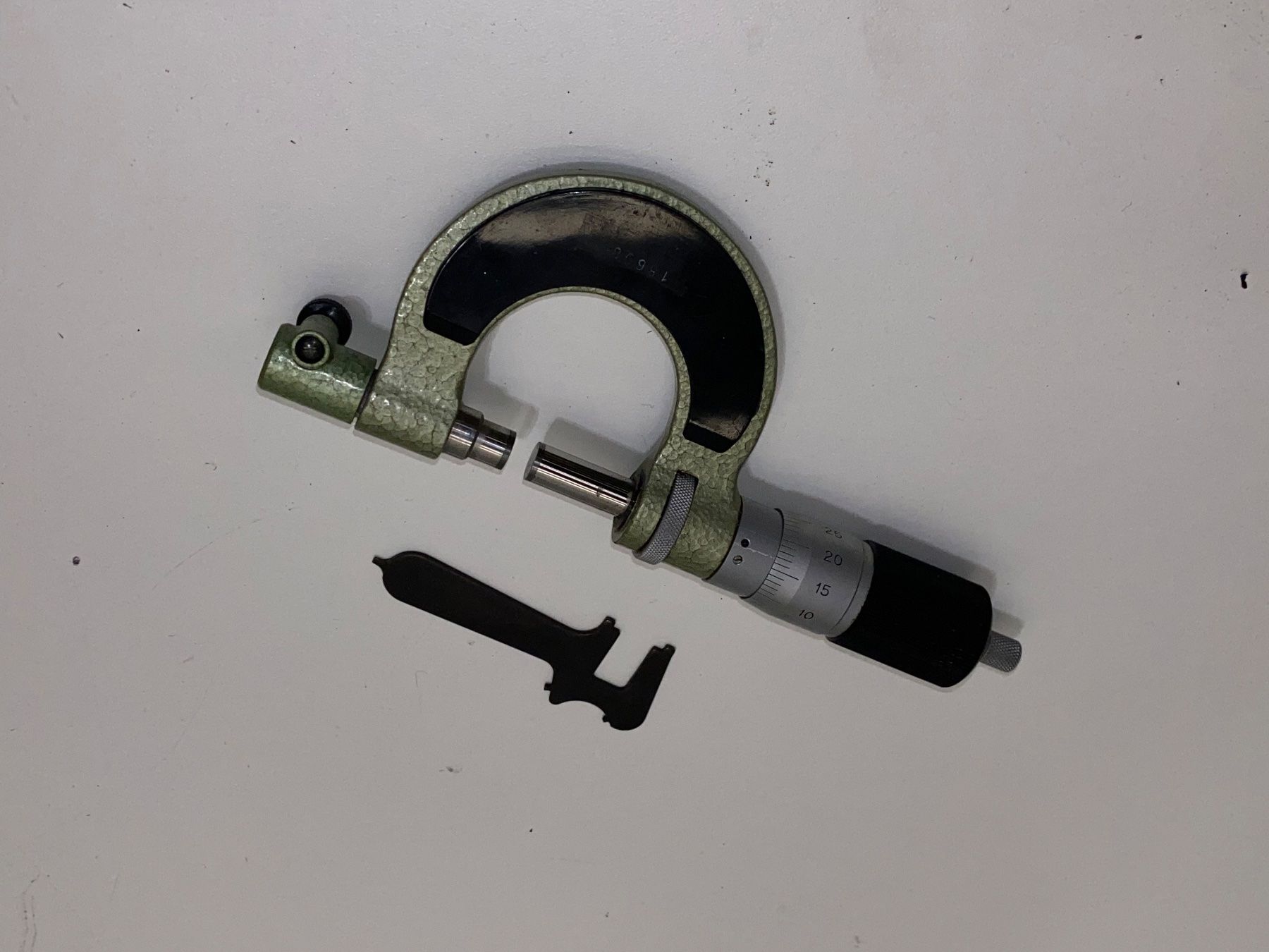 Misurare: Bügelmessschraube PAV 0-25mm Aussenminrometer Mikrometer – Usato da Boswil venduto da ABLagerBoswil 1