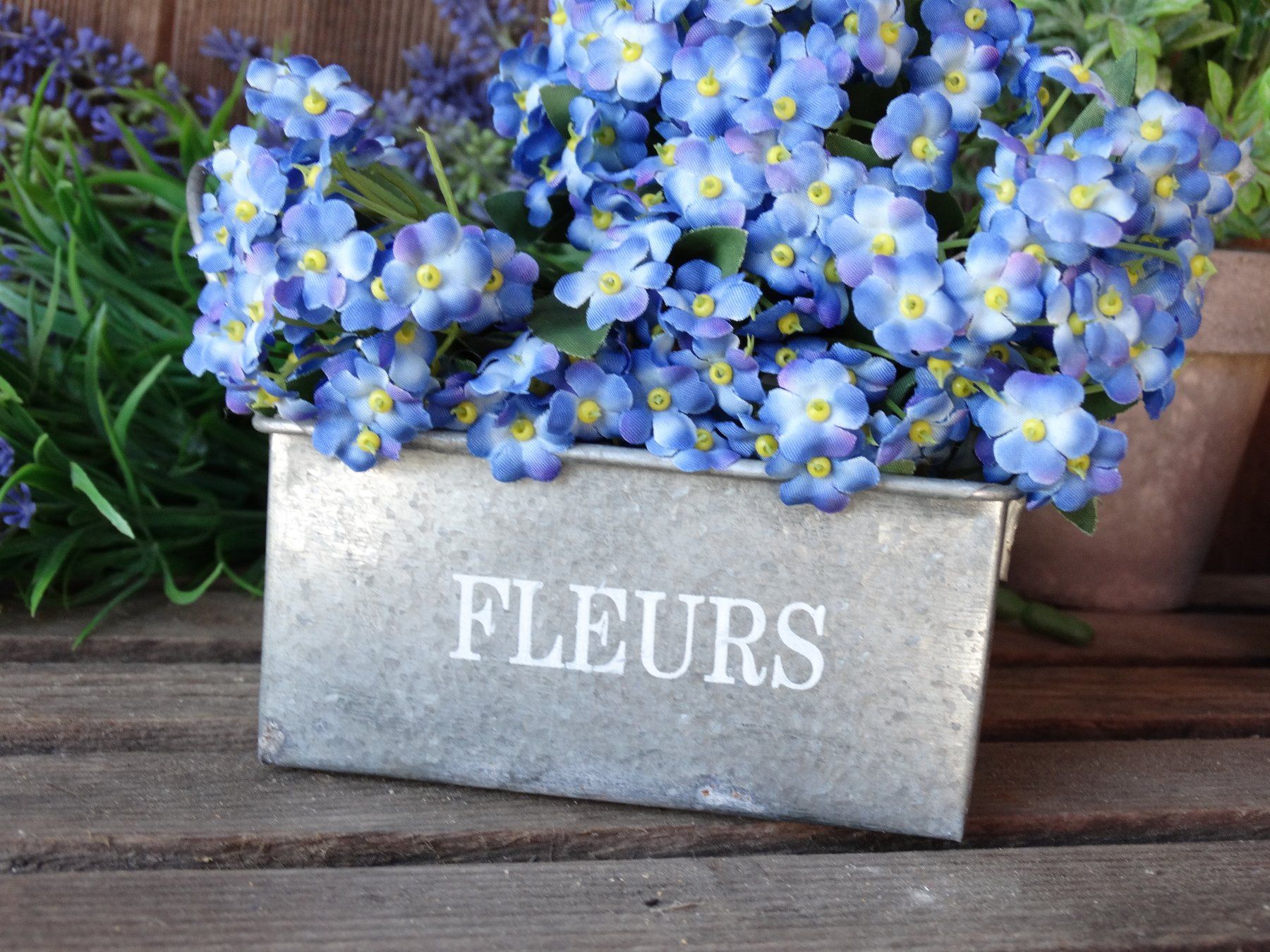 Altre Decorazioni per giardino: Kleine verzinkte Blumen-Wanne, als Pflanztopf oder f.Schere – Usato da Grossaffoltern venduto da amo64
