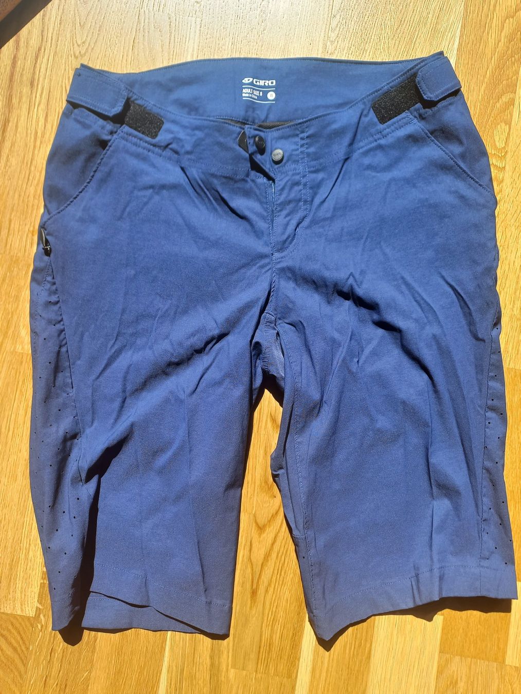 Giro Pantaloni: Short vélo VTT Giro, taille M – Usato da La Tour-de-Peilz venduto da Gilbrtogil