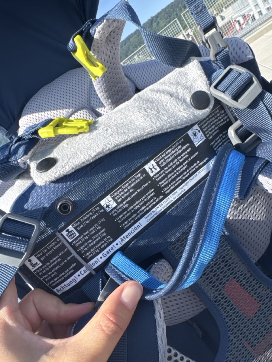 Deuter Marsupi portabebè: Like new: Deuter kid comfort hiking backpack | Rückentrage – Nuovo (secondo la descrizione) da Zürich venduto da ivn_pr75 3