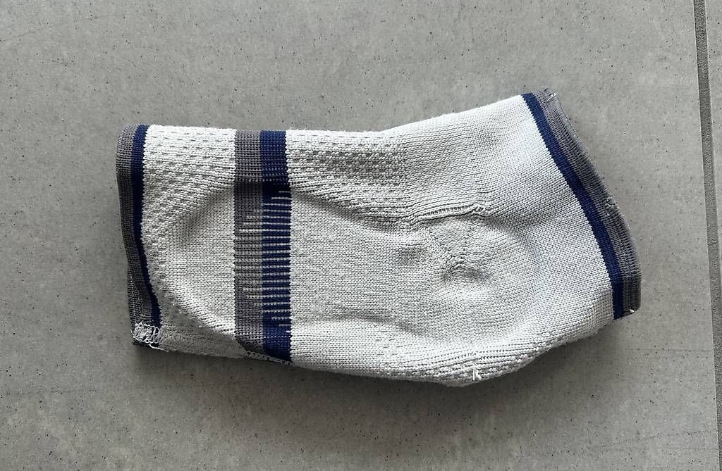Bort Attrezzature mediche: Ellbogen Bandage – Usato da Lachen SZ venduto da Lachen-8853