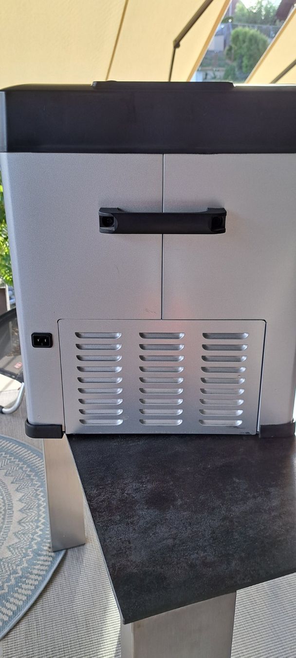 Frigoriferi & Refrigeratori: Kompressor Kühlbox 40l ICEBOX CLF 40 – Usato da Lengnau AG venduto da Martinwh99 1