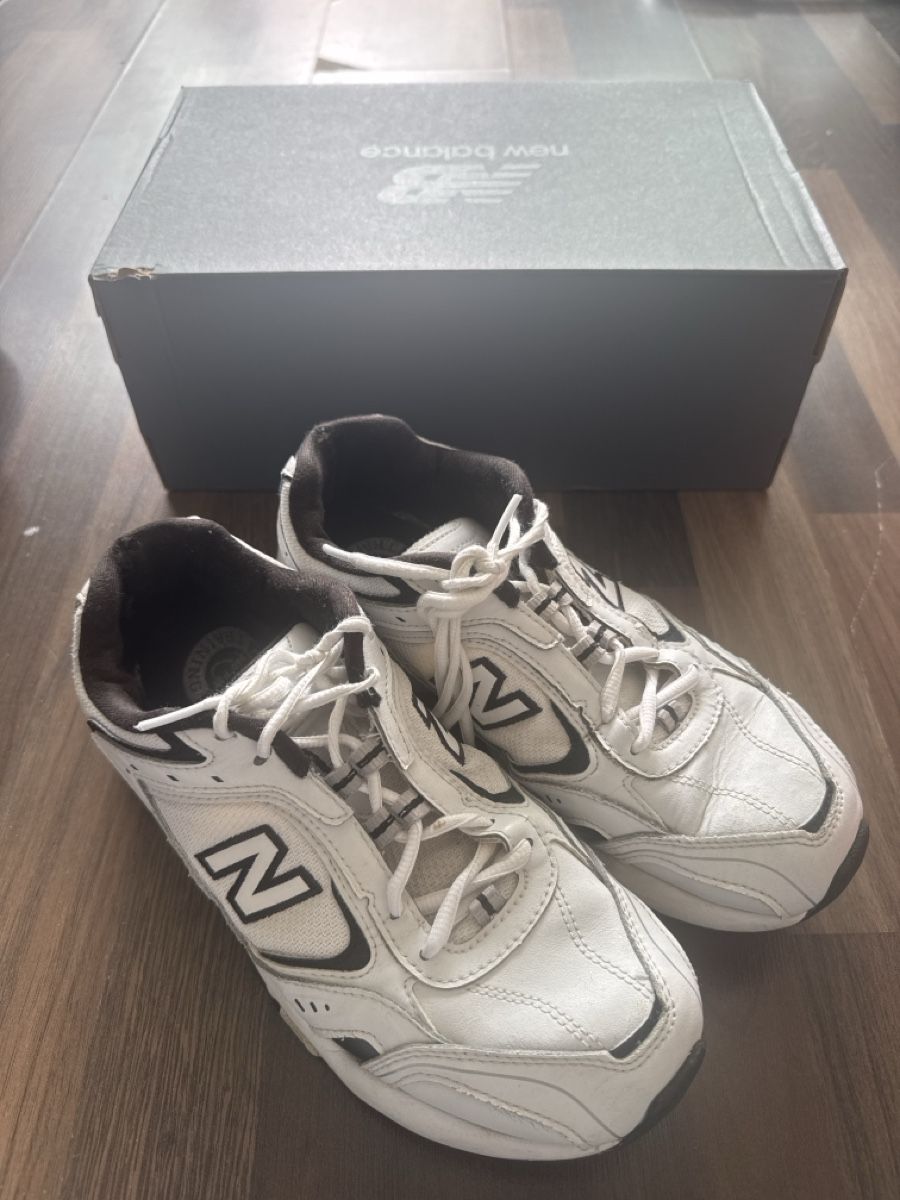 New Balance Herrenschuhe: New Balance 452 Baskets Blanches Taille 42  – Gebraucht aus Chêne-Bougeries von yoanmamane 1