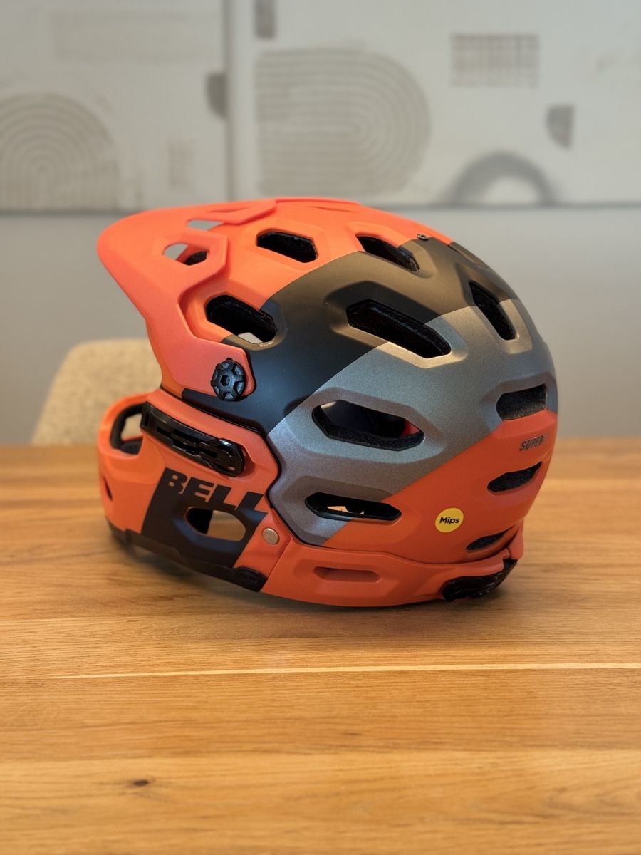 Bell Caschi: Bell Super 3R mils MTB Helm zweiteilig – Usato da Pfäffikon ZH venduto da michi_fluck 2