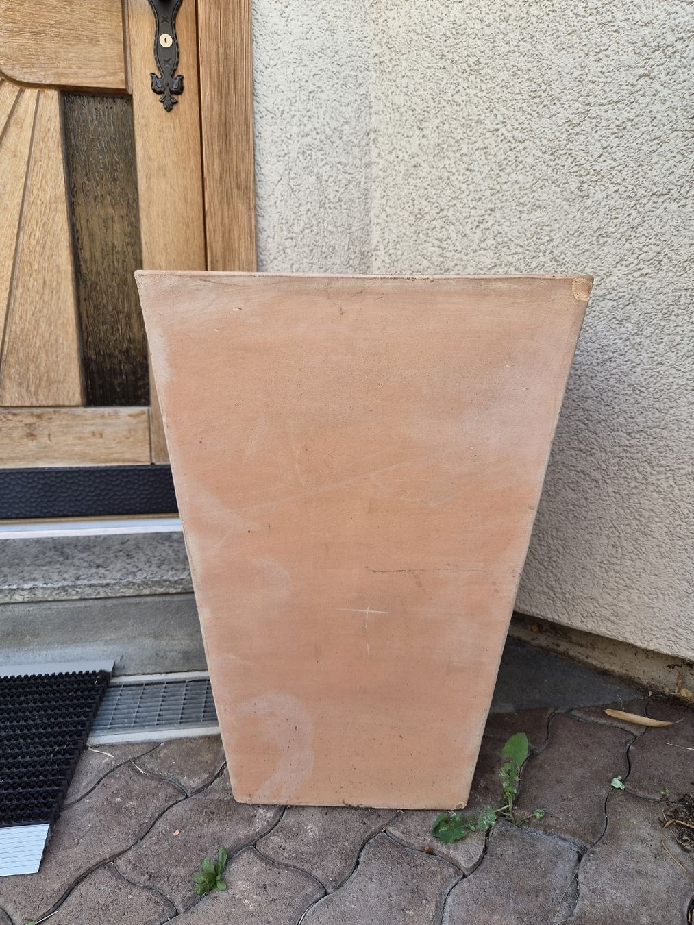 Blumentöpfe: Blumentopf Terrakotta gross mit Schäden 2 Stück – Gebraucht aus Ringgenberg BE von Jen_0885 1