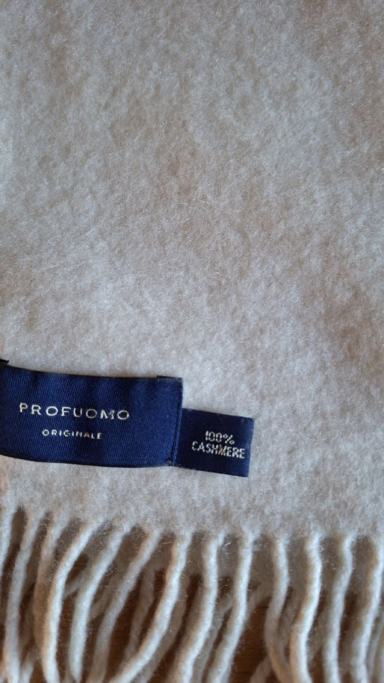 Foulard & Sciarpe: Profuomo Kaschmir Schal – Usato da Wünnewil venduto da 04Blume 1