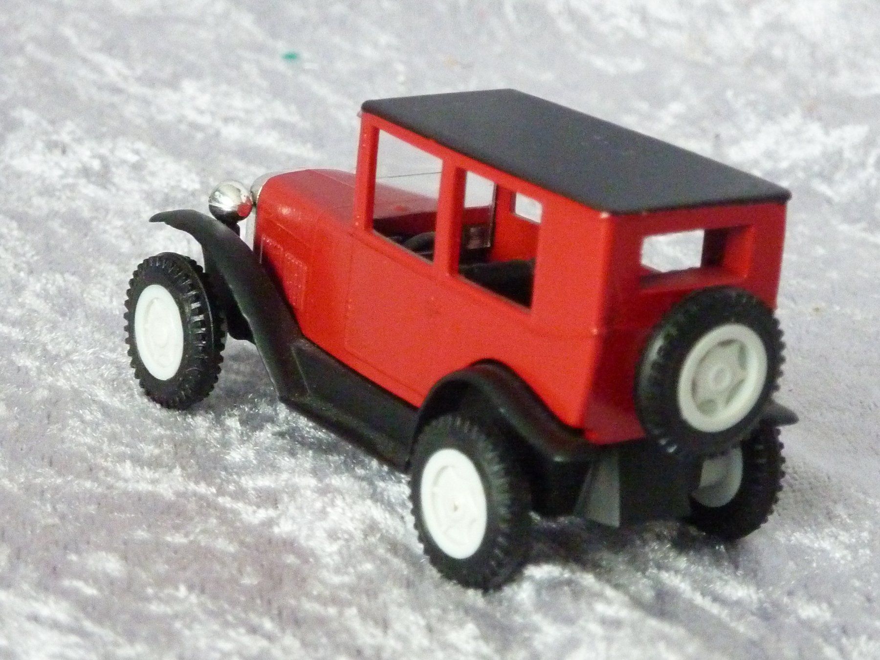 Opel Modellini d'auto: Opel Laubfrosch  1:43 – Usato da Dürrenäsch venduto da modellautos4you 2
