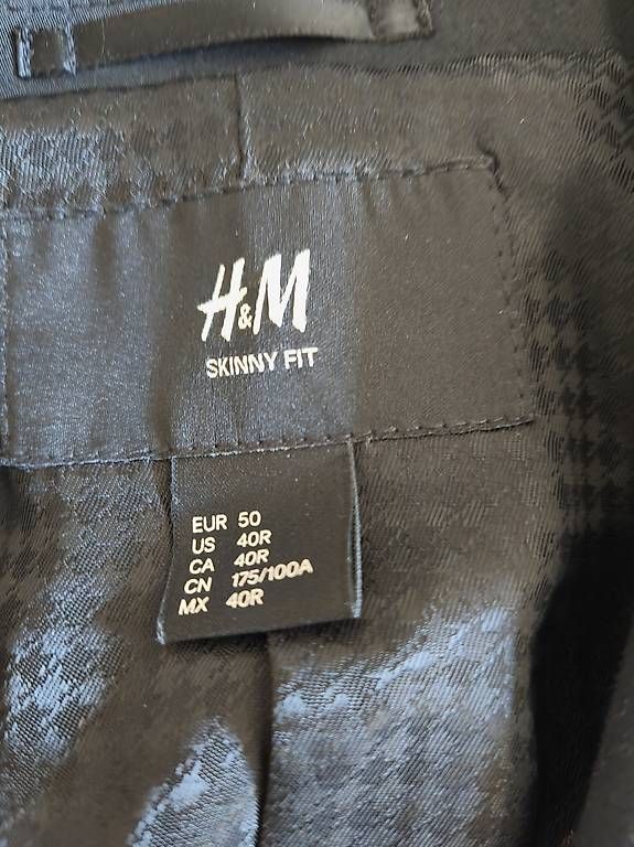 H&M Completi: Schwarzer/dunkelblau Sakko Gr. 50 – Usato da Bern venduto da wefound 1