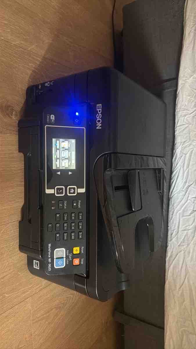 Epson Stampanti: Epson WorkForce WF-3620 Multifunction Printer Black – Difettoso da Zürich venduto da ema_y8lw