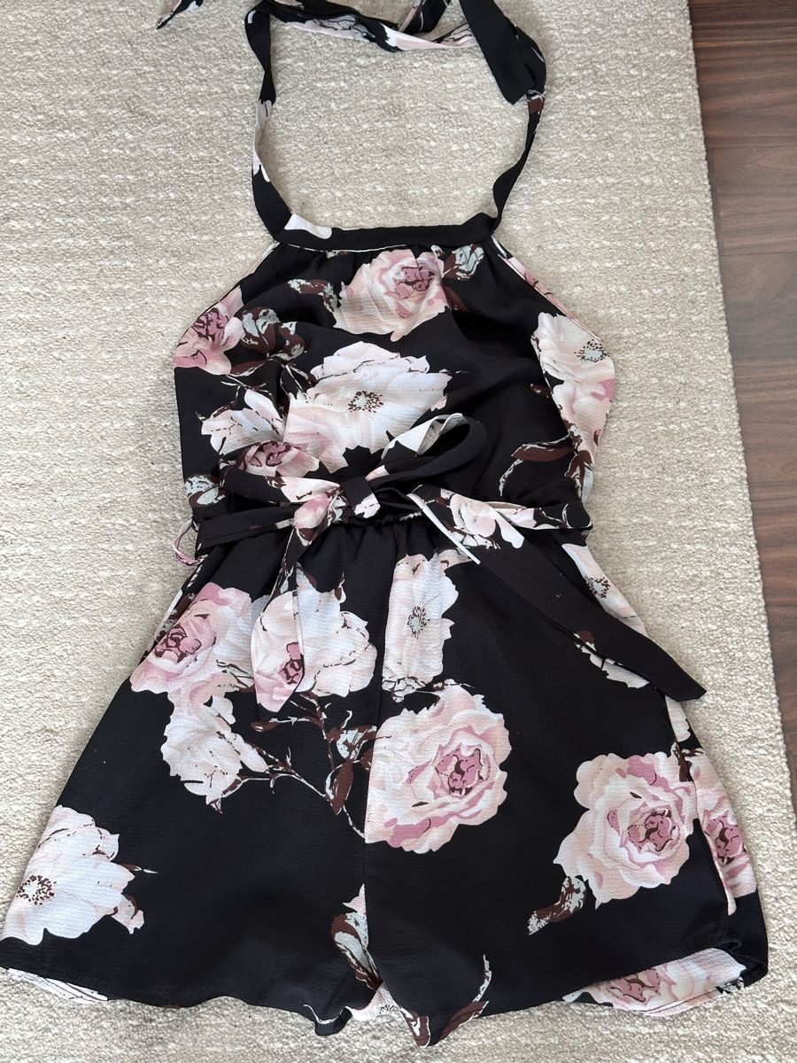 Shein Tute: Jumpsuit ärmellos – Usato da Aadorf venduto da WegGeschnappt