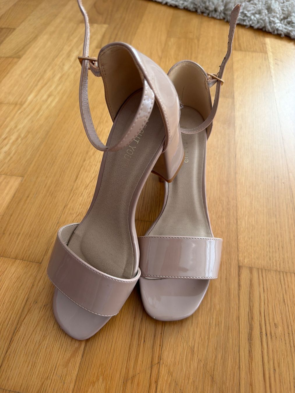 Damenschuhe: pumps grösse 37 – Gebraucht aus Bonstetten von juliestore