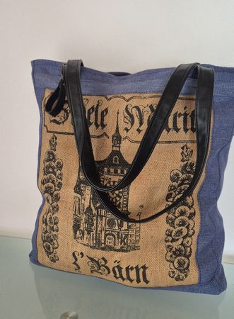 Handgemachte Upcycling Shopper Tasche – Zibelemärit z'Bärn 