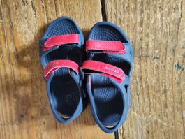 Crocs Sandalen Gr. 8, Sommerschuhe Kinder
