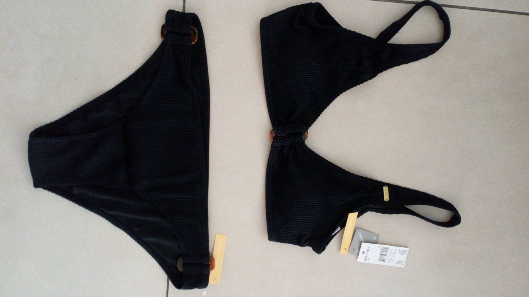 Roxy Maillots de bain & Bikinis: Roxy Bikini schwarz – Neuf (Voir description) à Flüelen par ne08