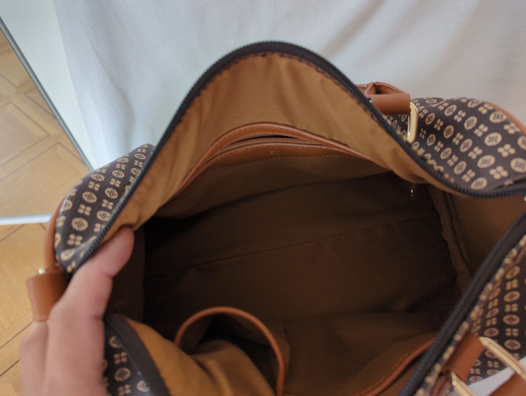 Borse da donna: Umhängetasche/Handtasche – Nuovo (secondo la descrizione) da Lützelflüh-Goldbach venduto da 2thchance 3