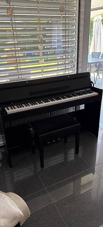 Musikinstrumente: E-Piano – Gebraucht aus Bubendorf von Kimena12 2