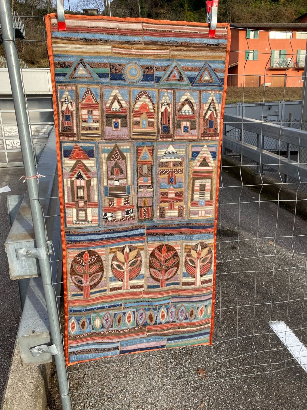 Tappeti: Patchwork 148x73cm Wand Teppich Zustand sehr gut – Usato da Vacallo venduto da cri_229f