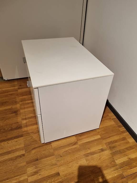 Kommoden: Kommode mit 2 Schubladen – Gebraucht aus Derendingen von Sucre 1