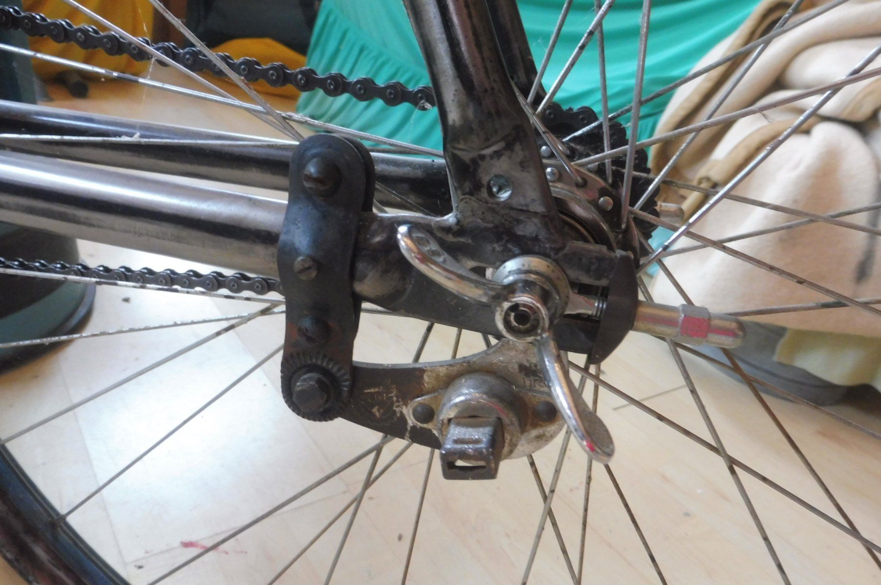 Vélos: Oldtimer Velo mit weissen Reifen – D'occasion à Maschwanden par struppiundtim 3