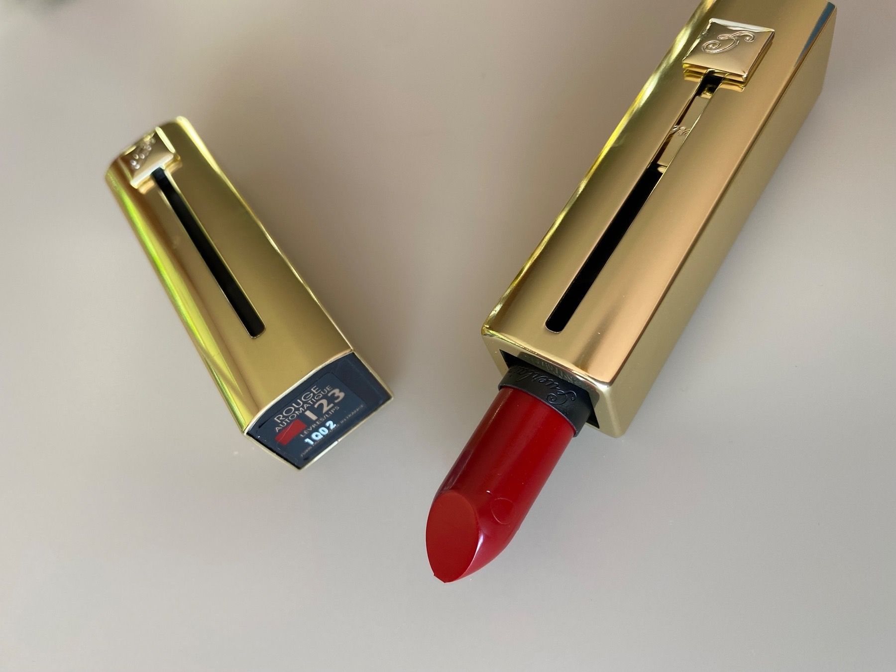 Guerlain Maquillage: Guerlain rouge à lèvres – Neuf (Voir description) à Pully par Natala