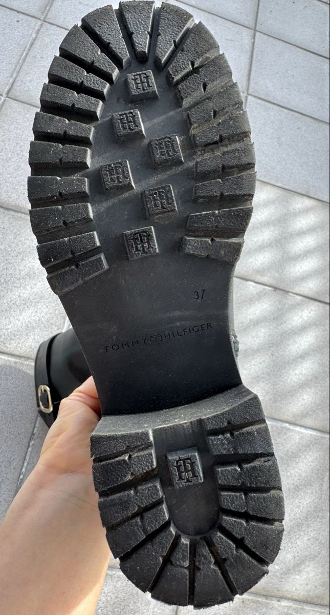 Tommy Hilfiger Scarpe da donna: Tommy Hilfiger Belt Buckle Longboot  Gr.37 – Nuovo (secondo la descrizione) da Hergiswil venduto da jam_lfc5 6