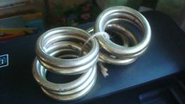 10 alte Vorhangringe Metall goldfarbig mit Patina 6,5 cm