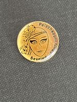 PIN Pelzchappni Gugga Sevelen (No.268)