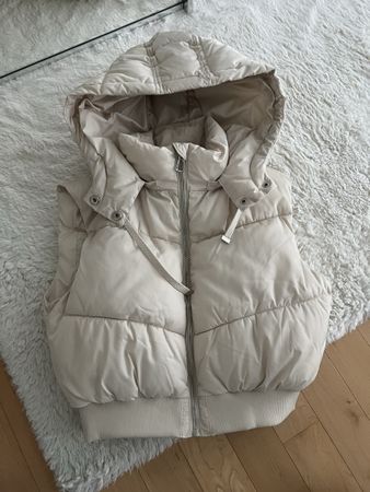 Puffer Weste in creme