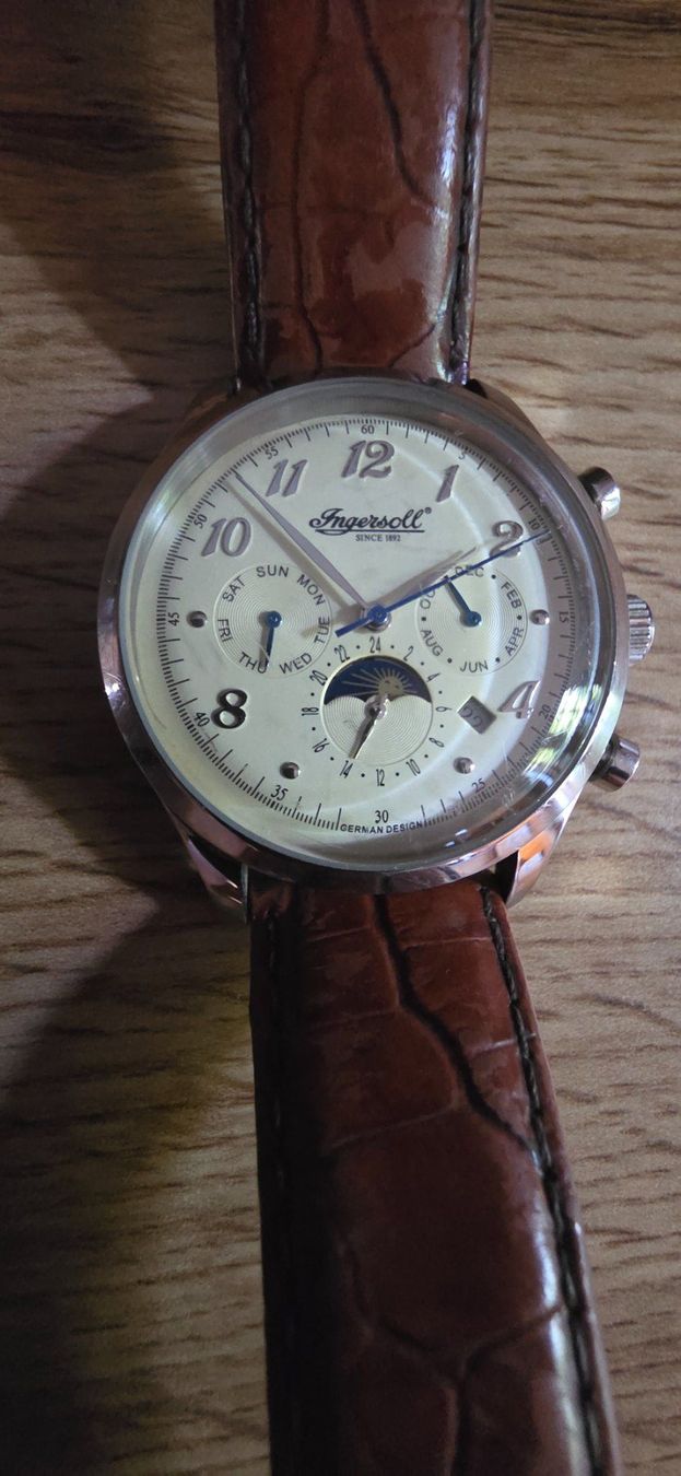 Ingersoll Uhren: Montre  " Ingersoll " – Gebraucht aus Moléson-s-Gruyères von inf_8z6n