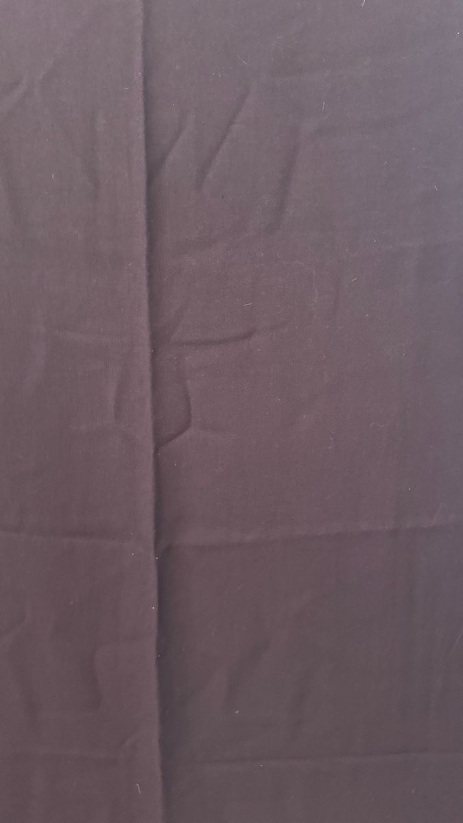 Foulard & Sciarpe: Schal Polyester Viskose Mischung violett mit Fransen – Usato da Neuhausen am Rheinfall venduto da Becky79 2