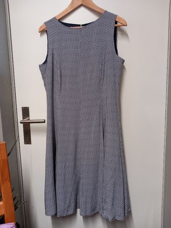 Kleid von Alba Moda Gr. 40 Viskose