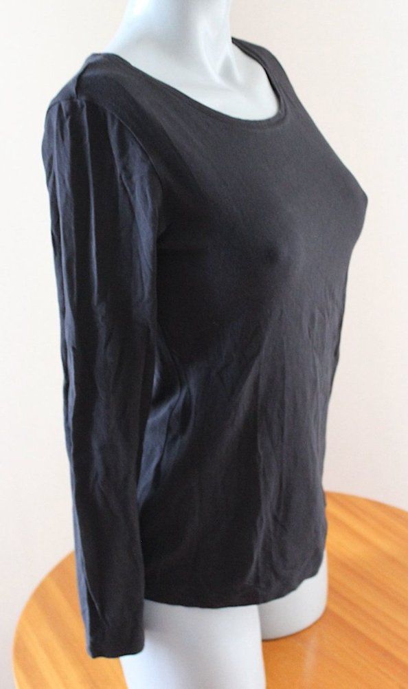 T-shirt: Schwarzes Langarm Shirt, M/L. – Usato da Locarno venduto da madame-tus-sauds 2