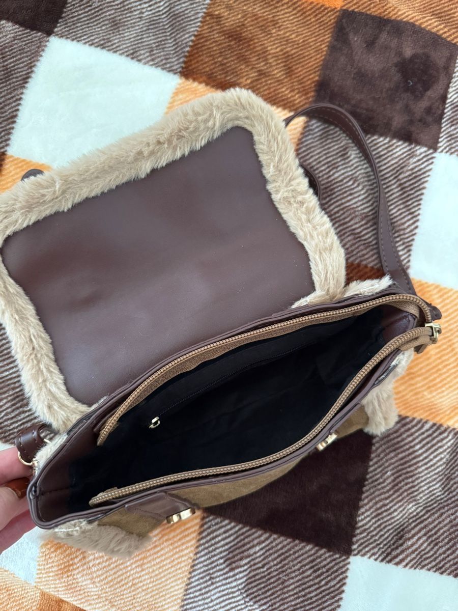 Taschen für Damen: Damen Handtasche – Neu (gemäss Beschreibung) aus Herbetswil von Modano09 1