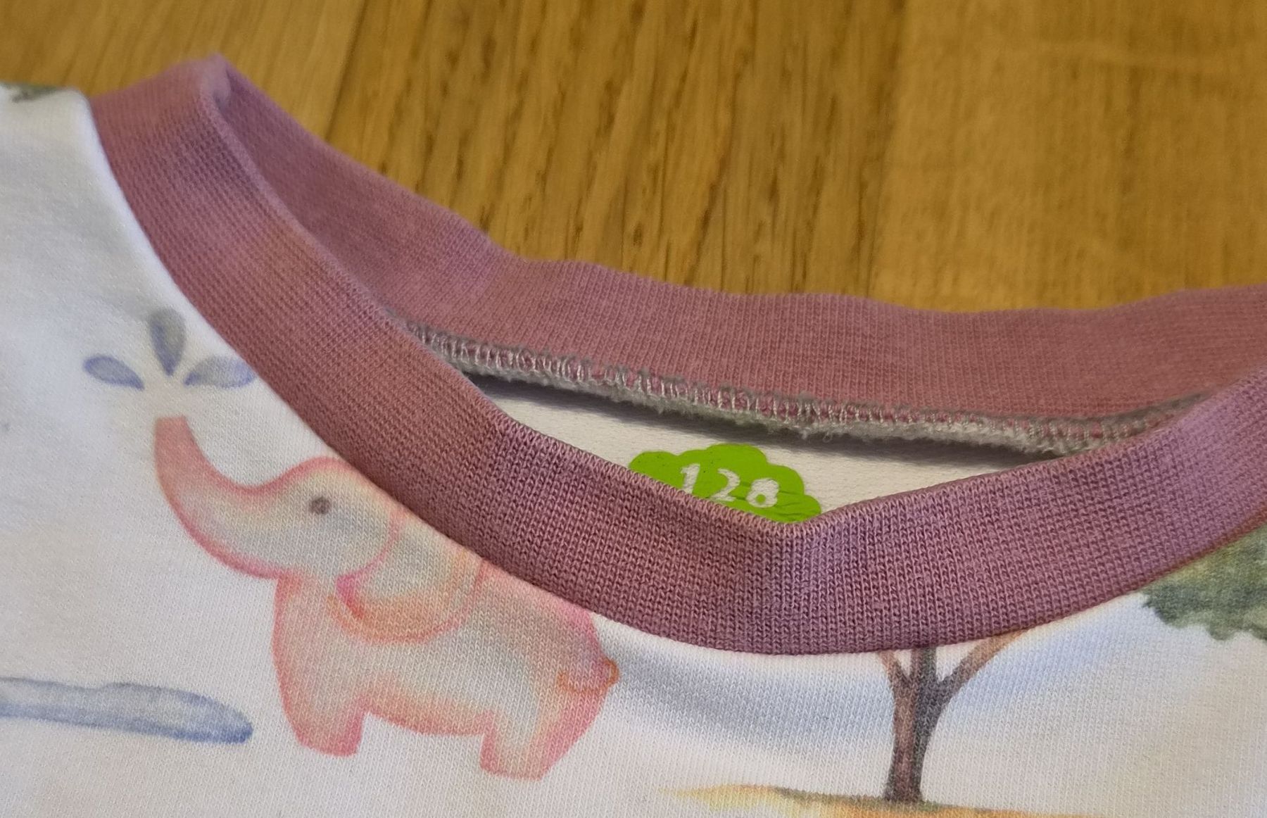 Pullover & Sweatshirts: Handmade Mädchen Pullover Elefanten Grösse 128 – Neu (gemäss Beschreibung) aus Wikon von lin_qw8x 2