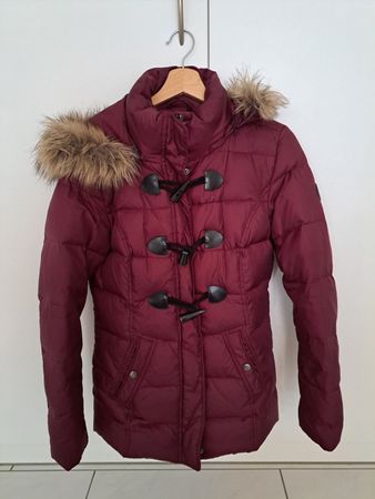 Super warme Winterjacke Bordeauxrot S'Oliver Gr. 34 - 230533
