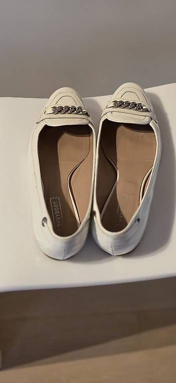 Damenschuhe: Navyboot Loafer, weisses Lackleder – Gebraucht aus Wolfhausen von LoukAudio 1