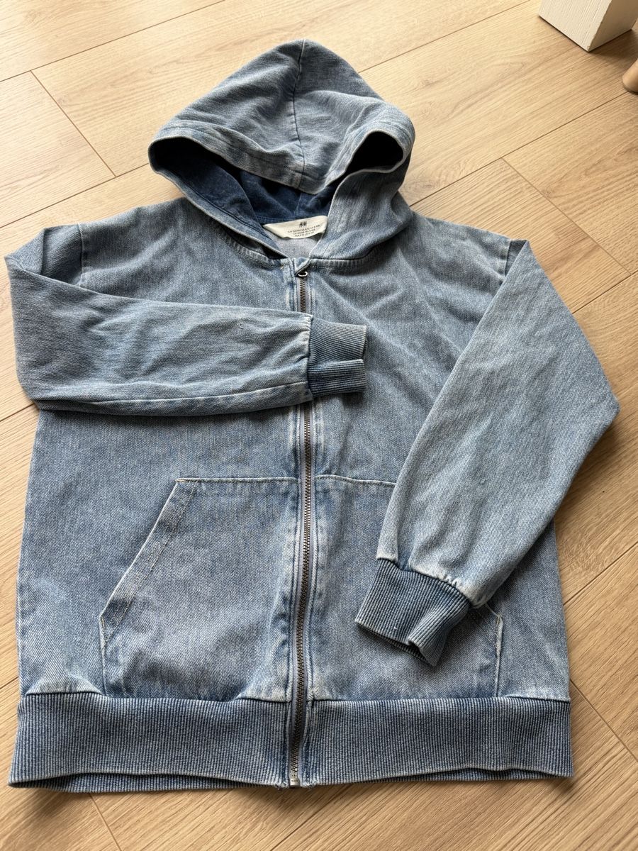 Giacche & Cappotti: Leichte Jackeh gr.134-140 h&m – Usato da Kriessern venduto da Kramar12 1