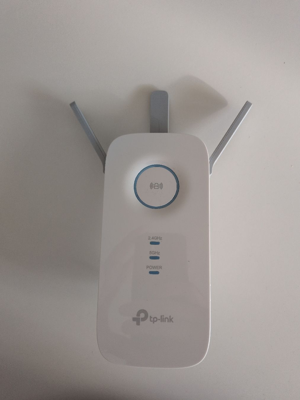 TP-Link Wlan: TP-Link RE550 – Gebraucht aus Zürich von beim2011 2