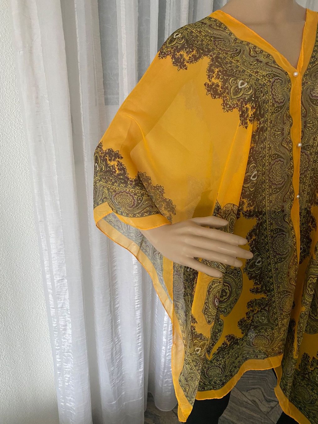 Camicette: stilvolle und edle Bluse/Tunika, gelb, 1 Size – Nuovo e nell'imballaggio originale da Winkel venduto da ferrari2022 1